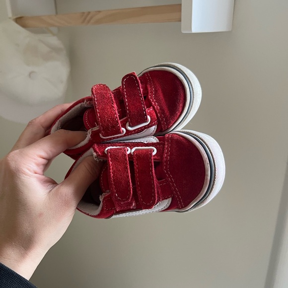 Vans - Picture 2 of 3